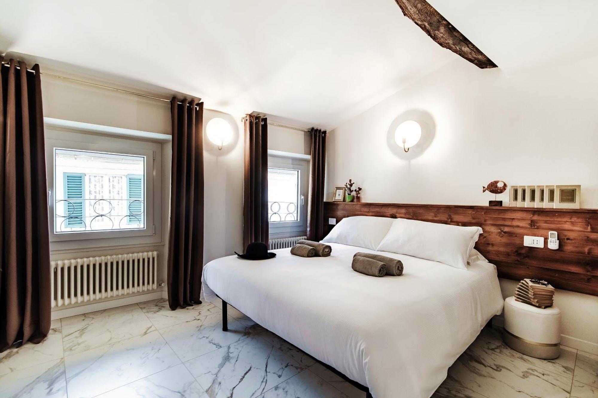 Sahara & Amazzonia Luxury Rooms- The House Of Travelers Côme Esterno foto